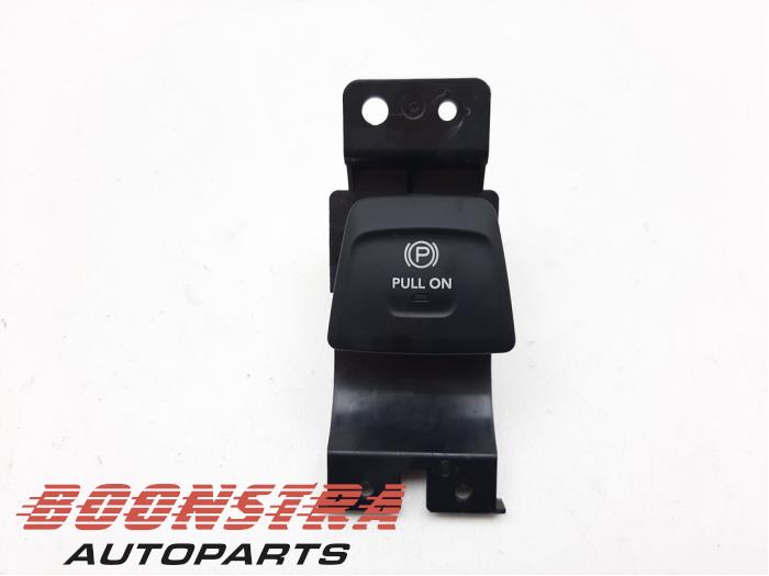 Gebruikte Handrem schakelaar Dodge 1500 Crew Cab (DS) 5.7 Hemi V8 4x4 Prijs € 36,24 Inclusief btw aangeboden door Boonstra Autoparts