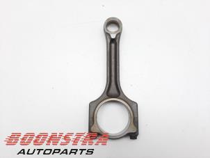 Gebruikte Drijfstang BMW 3 serie (F30) 316i 1.6 16V Prijs € 64,95 Margeregeling aangeboden door Boonstra Autoparts