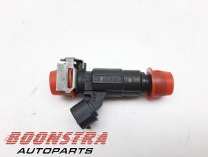 Gebruikte Injector (benzine injectie) Peugeot 208 I (CA/CC/CK/CL) 1.2 Vti 12V PureTech 82 Prijs € 24,95 Margeregeling aangeboden door Boonstra Autoparts