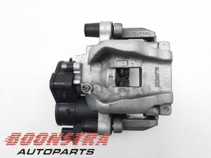 Gebruikte Remklauw (Tang) links-achter Volvo XC40 (XZ) Recharge Twin 78 kWh Prijs € 74,95 Margeregeling aangeboden door Boonstra Autoparts