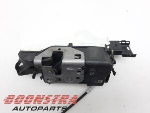 Gebruikte Deurslot Mechaniek 4Deurs links-voor Peugeot 3008 I (0U/HU) 1.6 VTI 16V Prijs € 24,95 Margeregeling aangeboden door Boonstra Autoparts
