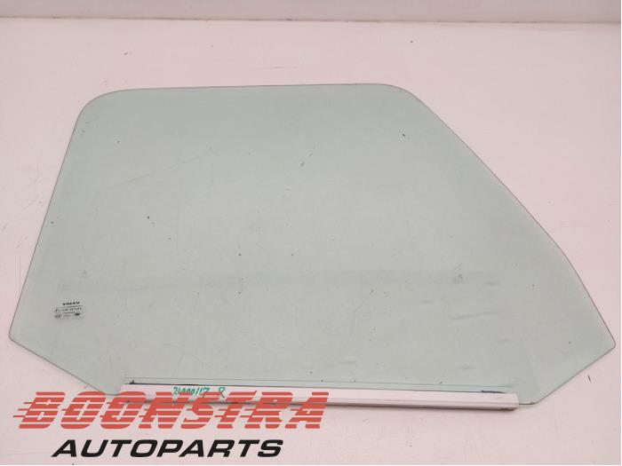 Volvo FM Door window 2-door, right