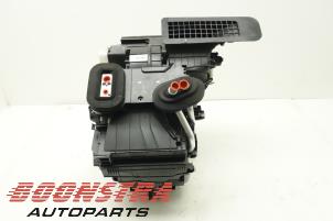 Gebruikte Chaufagebak Renault Captur (2R) 1.5 Energy dCi 90 FAP Prijs € 99,95 Margeregeling aangeboden door Boonstra Autoparts