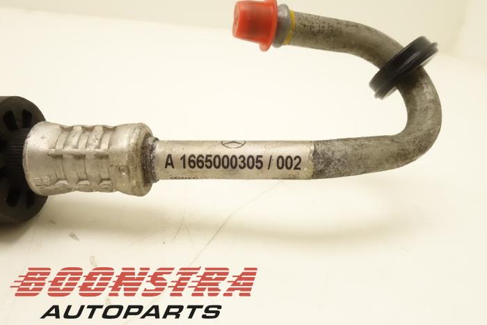 Oliedruk Leiding van een Mercedes-Benz GLE Coupe (C292) 63 AMG V8 biturbo 32V 4-Matic 2016