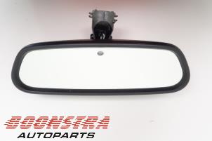 Gebruikte Spiegel binnen Peugeot 508 SW (8E/8U) 1.6 HDiF 16V Prijs € 24,95 Margeregeling aangeboden door Boonstra Autoparts