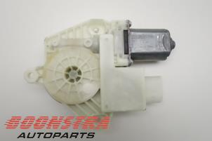 Gebruikte Motor electrisch raam BMW 5 serie Touring (G31) 530i 2.0 TwinPower Turbo 16V Prijs € 24,95 Margeregeling aangeboden door Boonstra Autoparts