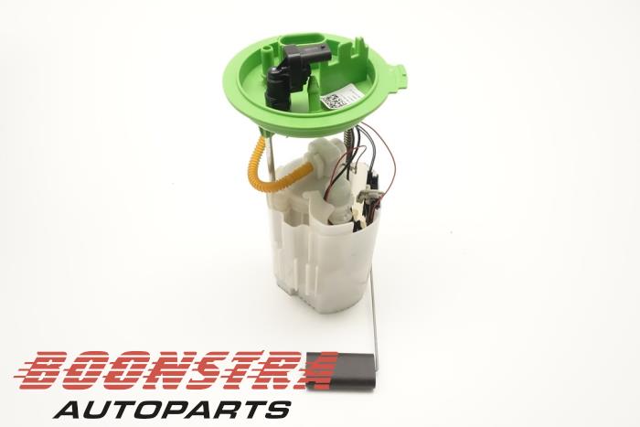 Gebruikte Tank element Pomp Volkswagen Passat Variant (3G5) 1.4 GTE 16V Prijs € 39,95 Margeregeling aangeboden door Boonstra Autoparts