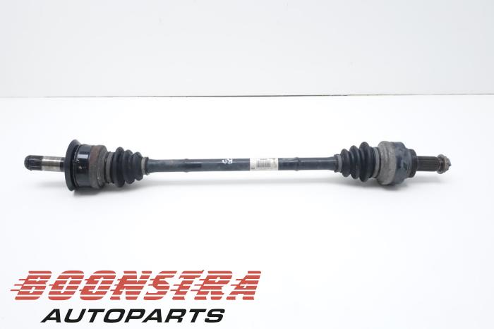 Gebruikte Aandrijfas rechts-achter BMW 3 serie (F30) 316i 1.6 16V Prijs € 39,95 Margeregeling aangeboden door Boonstra Autoparts