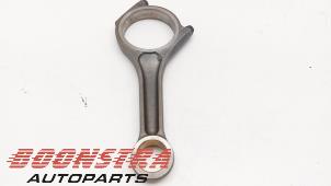 Gebruikte Drijfstang Landrover Range Rover III (LM) 3.6 TDV8 32V Prijs € 89,95 Margeregeling aangeboden door Boonstra Autoparts