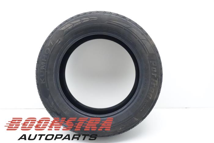 KUMHO 215/60 R17 104T (Summer tyre)