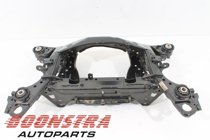 Gebruikte Subframe Volvo XC60 II (UZ) 2.0 B5 Mild Hybrid Geartronic 16V Prijs € 349,00 Margeregeling aangeboden door Boonstra Autoparts