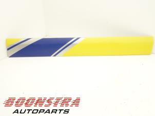 Gebruikte Sierlijst Mercedes Sprinter 3,5t (906.63) 319 CDI,BlueTEC V6 24V Prijs € 30,19 Inclusief btw aangeboden door Boonstra Autoparts