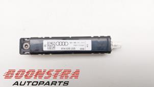 Gebruikte Antenne Versterker Audi A3 Sportback (8VA/8VF) 1.6 TDI 16V Prijs € 24,95 Margeregeling aangeboden door Boonstra Autoparts
