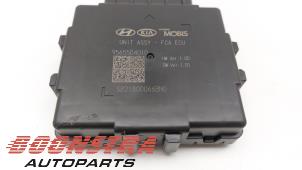 Gebruikte Remassistent sensor Kia Optima Sportswagon (JFF) 1.6 T-GDi 16V Prijs € 169,75 Margeregeling aangeboden door Boonstra Autoparts