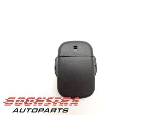 Gebruikte Remassistent sensor Hyundai iX35 (LM) 2.0 16V Prijs € 24,95 Margeregeling aangeboden door Boonstra Autoparts
