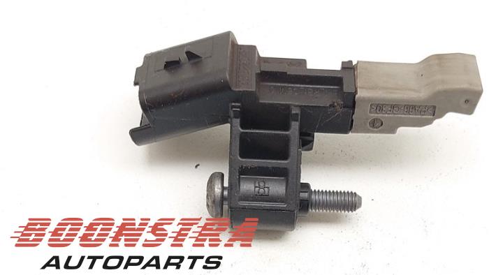 Gebruikte Krukas sensor Peugeot 2008 (CU) 1.2 12V e-THP PureTech 110 Prijs € 24,95 Margeregeling aangeboden door Boonstra Autoparts