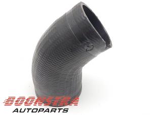 Gebruikte Intercooler Slang Peugeot Boxer (U9) Prijs € 30,19 Inclusief btw aangeboden door Boonstra Autoparts