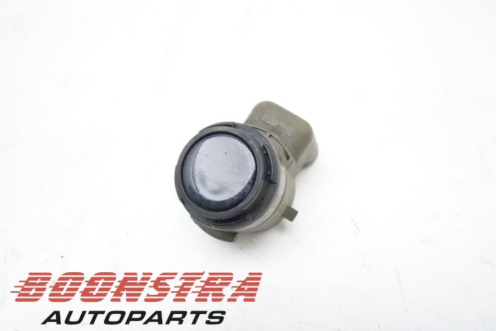 PDC Sensor van een Tesla Model X 100D 2018