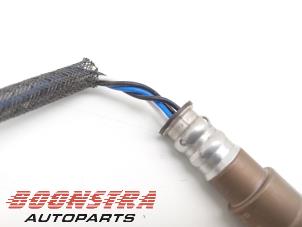 Gebruikte Lambda Sonde Volvo XC60 II (UZ) 2.0 B5 Mild Hybrid Geartronic 16V Prijs € 49,95 Margeregeling aangeboden door Boonstra Autoparts