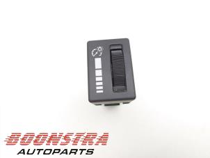 Gebruikte Schakelaar Isuzu D-Max (TFR/TFS) 1.9 DDi 4x4 Prijs € 24,95 Margeregeling aangeboden door Boonstra Autoparts