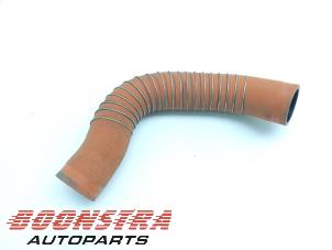 Gebruikte Intercooler Buis Isuzu D-Max (TFR/TFS) 1.9 DDi 4x4 Prijs € 49,95 Margeregeling aangeboden door Boonstra Autoparts