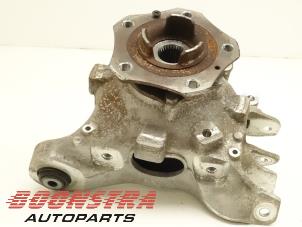 Gebruikte Asschenkel links-achter Porsche Taycan (Y1A) 4S Prijs € 499,95 Margeregeling aangeboden door Boonstra Autoparts