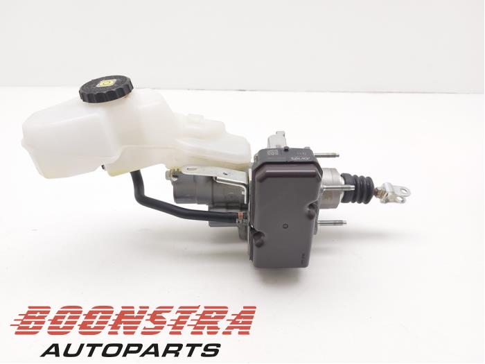 Gebruikte Rembol Toyota C-HR (X1,X5) 2.0 16V Hybrid Prijs € 248,95 Margeregeling aangeboden door Boonstra Autoparts