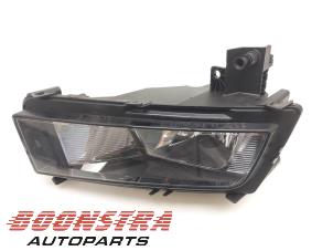 Gebruikte Mistlamp rechts-voor Volkswagen Touran (5T1) 2.0 TDI 150 Prijs € 39,95 Margeregeling aangeboden door Boonstra Autoparts