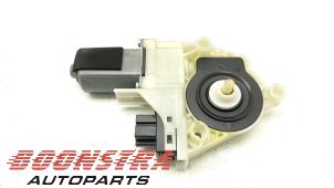 Gebruikte Motor electrisch raam Porsche Panamera (970) 3.0 D V6 24V Prijs € 39,95 Margeregeling aangeboden door Boonstra Autoparts