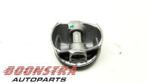 Gebruikte Zuiger Volvo XC60 II (UZ) 2.0 B5 Mild Hybrid Geartronic 16V Prijs € 49,95 Margeregeling aangeboden door Boonstra Autoparts