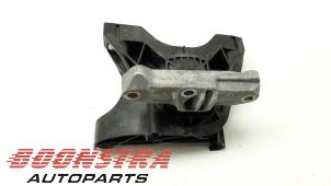 Gebruikte Motorrubber Peugeot 3008 II (M4/MC/MJ/MR) 1.6 e-THP 165 16V Prijs € 24,95 Margeregeling aangeboden door Boonstra Autoparts