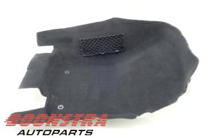 Gebruikte Vloerbedekking Mercedes GLE (W166) 350d 3.0 V6 24V BlueTEC 4-Matic Prijs € 98,95 Margeregeling aangeboden door Boonstra Autoparts