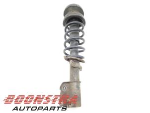 Gebruikte Mac Phersonpoot links-voor Opel Vivaro 2.5 CDTI 16V Prijs € 36,24 Inclusief btw aangeboden door Boonstra Autoparts