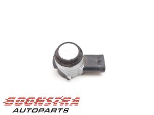 Gebruikte Sensor PDC Volkswagen Touran (5T1) 2.0 TDI 150 Prijs € 24,95 Margeregeling aangeboden door Boonstra Autoparts