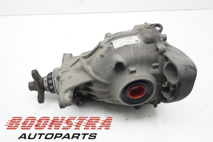 Gebruikte Cardanklok achter BMW 5 serie (F10) 530i 24V Prijs € 499,95 Margeregeling aangeboden door Boonstra Autoparts