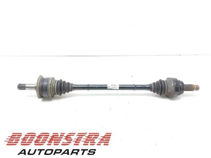 Gebruikte Aandrijfas rechts-achter BMW 5 serie Touring (F11) 525d xDrive 16V Prijs € 49,95 Margeregeling aangeboden door Boonstra Autoparts