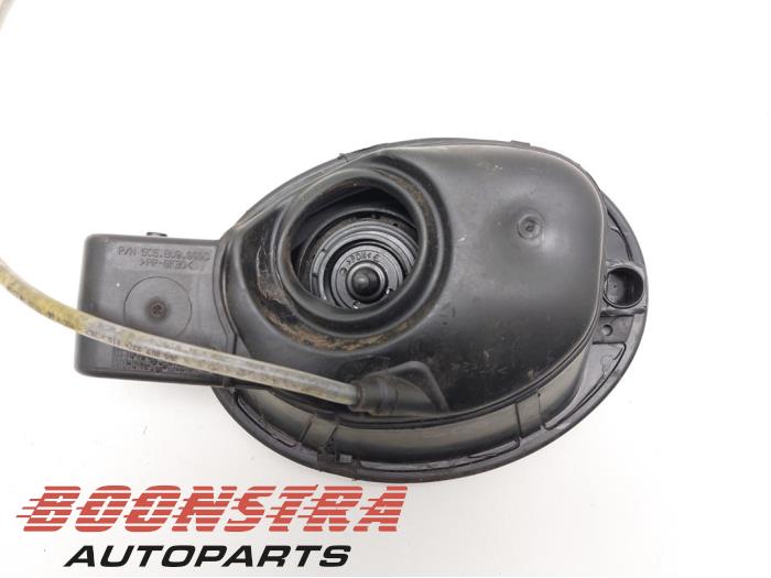 VOLKSWAGEN Beetle 3 generation (2012-2020) Degvielas tvertnes vāciņš 5C5809857LGRU 19354744