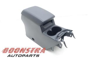 Gebruikte Middenconsoles Seat Ateca (5FPX) 1.6 TDI 115 Prijs € 59,95 Margeregeling aangeboden door Boonstra Autoparts