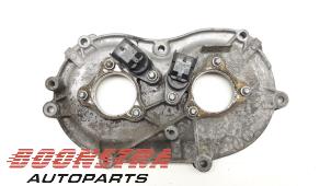 Gebruikte Distributiedeksel Mercedes C Combi (S203) 3.0 C-280 V6 24V Prijs € 39,95 Margeregeling aangeboden door Boonstra Autoparts