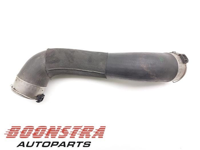 Gebruikte Intercooler Slang Mini Clubman (R55) 1.6 Cooper D Prijs € 24,95 Margeregeling aangeboden door Boonstra Autoparts
