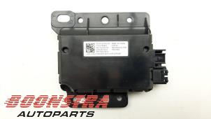 Gebruikte AUX/USB aansluiting Tesla Model 3 Standard RWD Plus 60 kWh Prijs € 59,95 Margeregeling aangeboden door Boonstra Autoparts