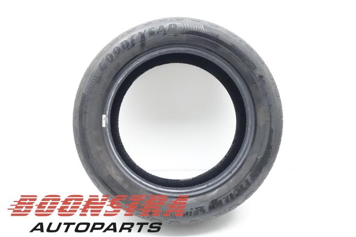 GOODYEAR 215/55 R17 94V (Summer tyre)