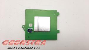 Gebruikte Antenne Tesla Model 3 Standard RWD Plus 60 kWh Prijs € 49,95 Margeregeling aangeboden door Boonstra Autoparts