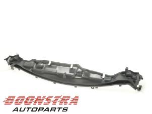 Gebruikte Dashboard deel Ford Fiesta 6 (JA8) 1.0 Ti-VCT 12V 65 Prijs € 39,95 Margeregeling aangeboden door Boonstra Autoparts