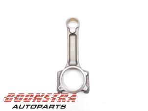 Gebruikte Drijfstang Renault Megane IV (RFBB) 1.5 Energy dCi 110 Prijs € 24,95 Margeregeling aangeboden door Boonstra Autoparts