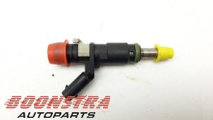 Gebruikte Injector (benzine injectie) Mercedes C Combi (S203) 3.0 C-280 V6 24V Prijs € 24,95 Margeregeling aangeboden door Boonstra Autoparts
