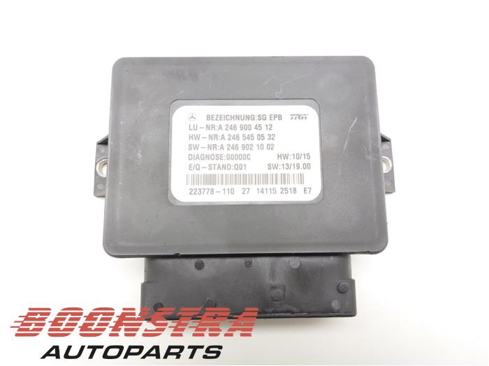 Gebruikte Handrem Module Mercedes CLA (117.3) 1.6 CLA-200 16V Prijs € 24,95 Margeregeling aangeboden door Boonstra Autoparts