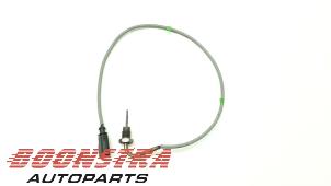 Gebruikte Uitlaat temperatuursensor Volkswagen Touran (5T1) 2.0 TDI 150 Prijs € 24,95 Margeregeling aangeboden door Boonstra Autoparts