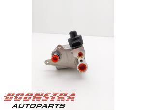 Gebruikte Airco Koeler Tesla Model 3 Standard RWD Plus 60 kWh Prijs € 149,95 Margeregeling aangeboden door Boonstra Autoparts