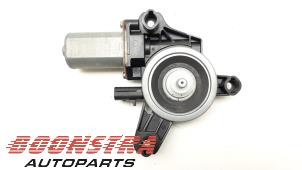 Gebruikte Motor electrisch raam Dodge 1500 Crew Cab (DS) 5.7 Hemi V8 4x4 Prijs € 30,19 Inclusief btw aangeboden door Boonstra Autoparts